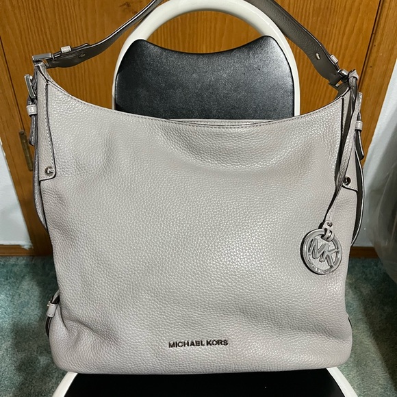 Michael Kors Handbags - Michael Kors Shoulder Bag